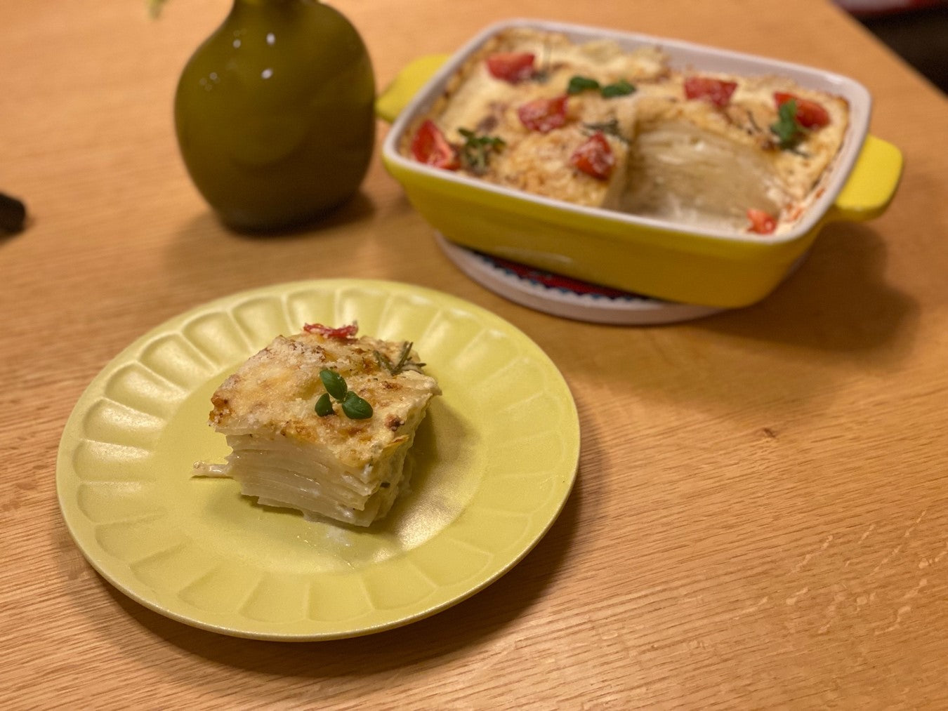ガーリック風味のポテトグラタンの料理写真
