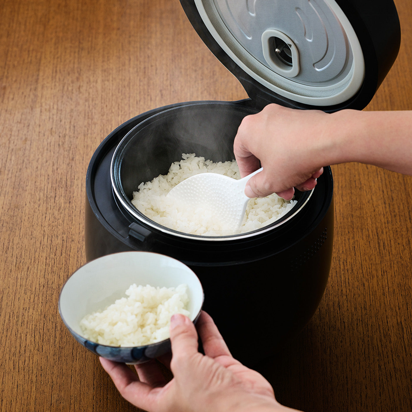 EPEIOS Rice Cooker | HUG 炊飯器